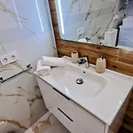 Skyview Apartment